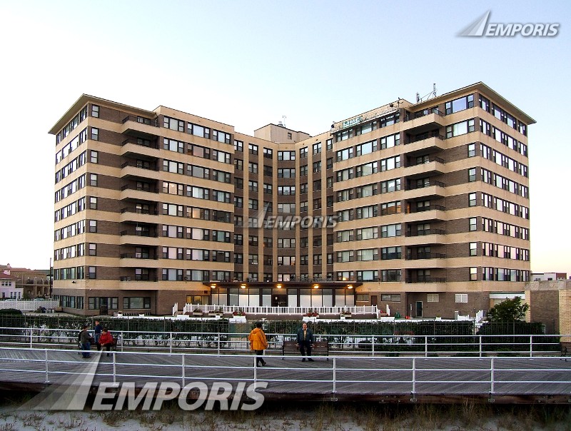 619963-large-fullheightview-view-from-the-southeast